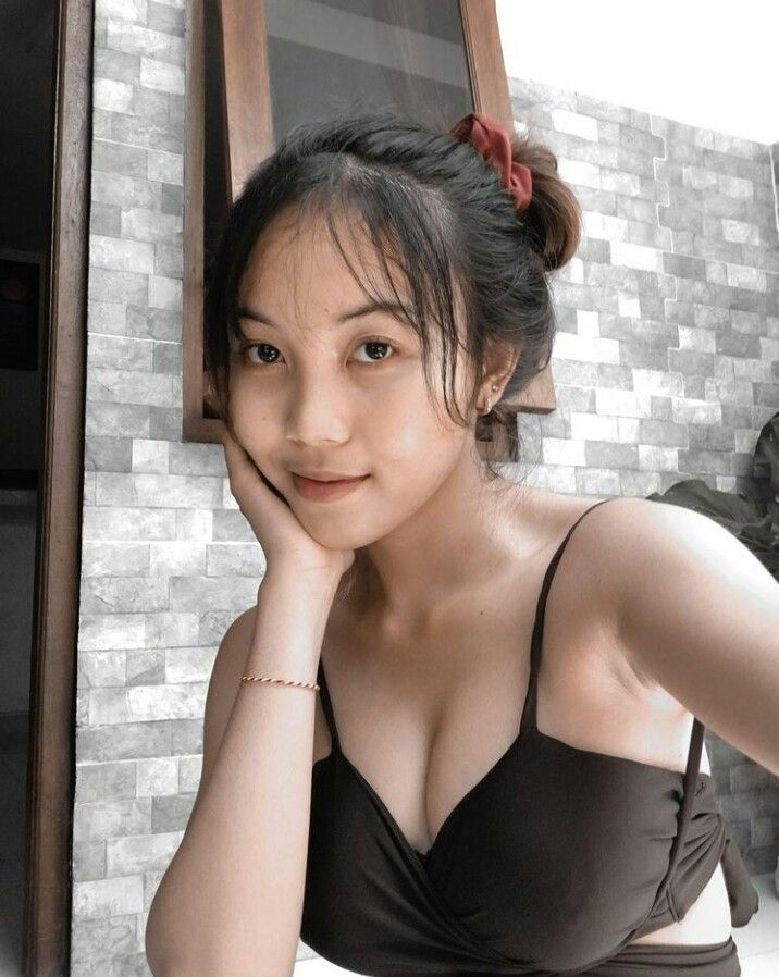 Cerita Dewasa Mbak Yuni Janda beranak Satu yang Yang Seksi