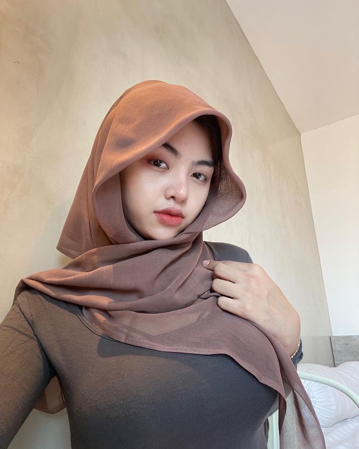 Cerita Dewasa Yanti Perempuan Polos Berhijab