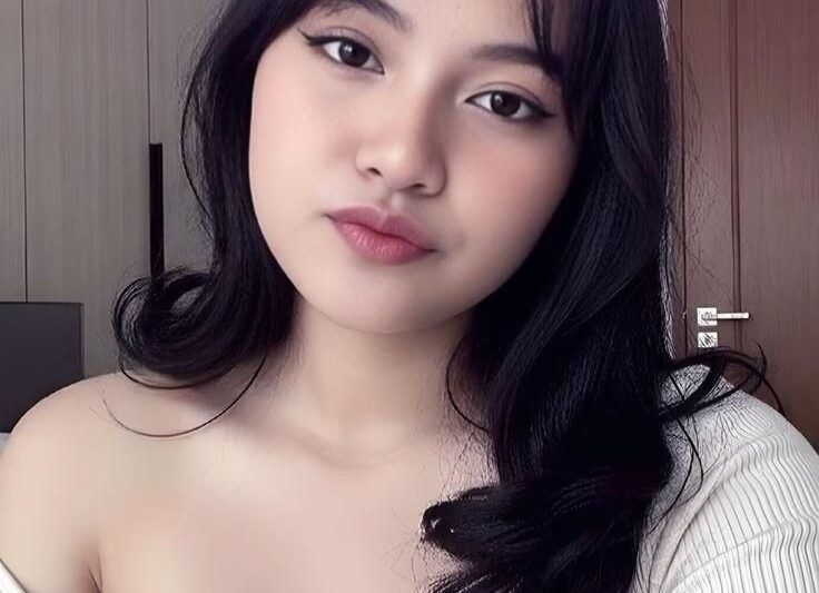 Cerita Dewasa Skandal Dengan Pembantu ABG Seksi